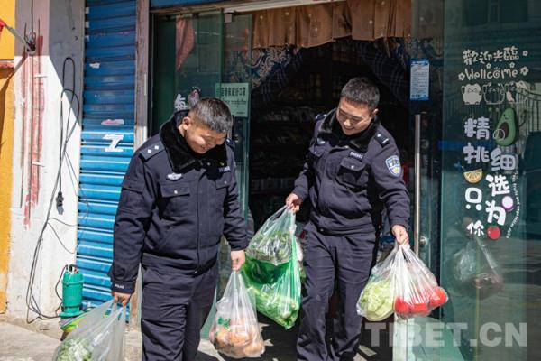 他们共同守护边境的每一天都是团圆 他们共同守护边境的每一天都是团圆