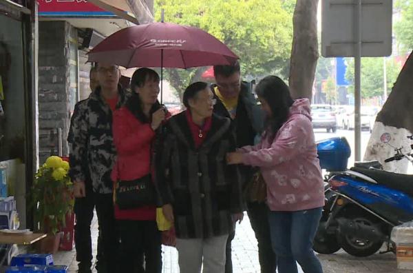 九旬老人苦寻救命恩人，终于找到了！结局很暖……