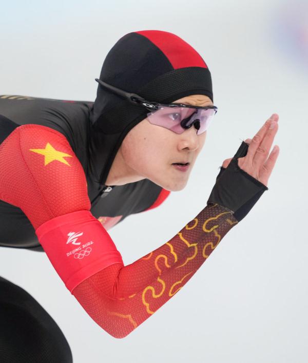 北京冬奥会｜李奇时、殷琦、金京珠分列速滑女子1000米第14、第15、第22位