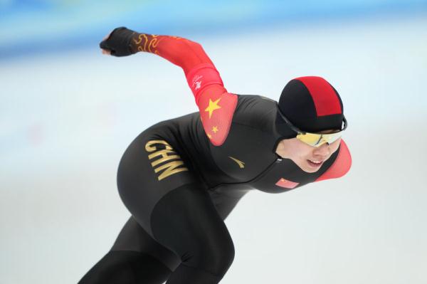 北京冬奥会｜李奇时、殷琦、金京珠分列速滑女子1000米第14、第15、第22位