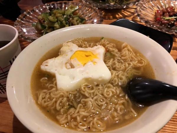 方便面为啥不好卖了？