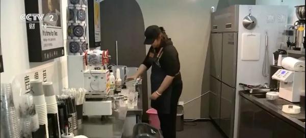 全国7000多家山寨店，上海竟没一家是真的！这家网红奶茶你喝过真的吗……