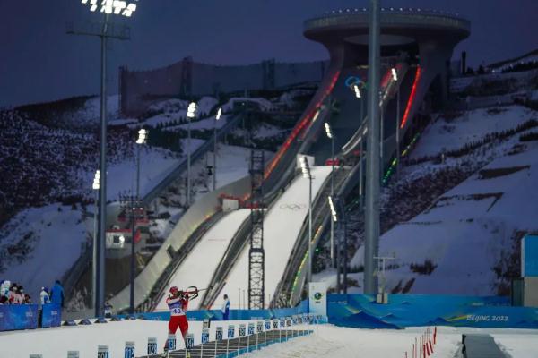 “破冰”冬奥｜看见不一样的谷爱凌、苏翊鸣和“冰墩墩”