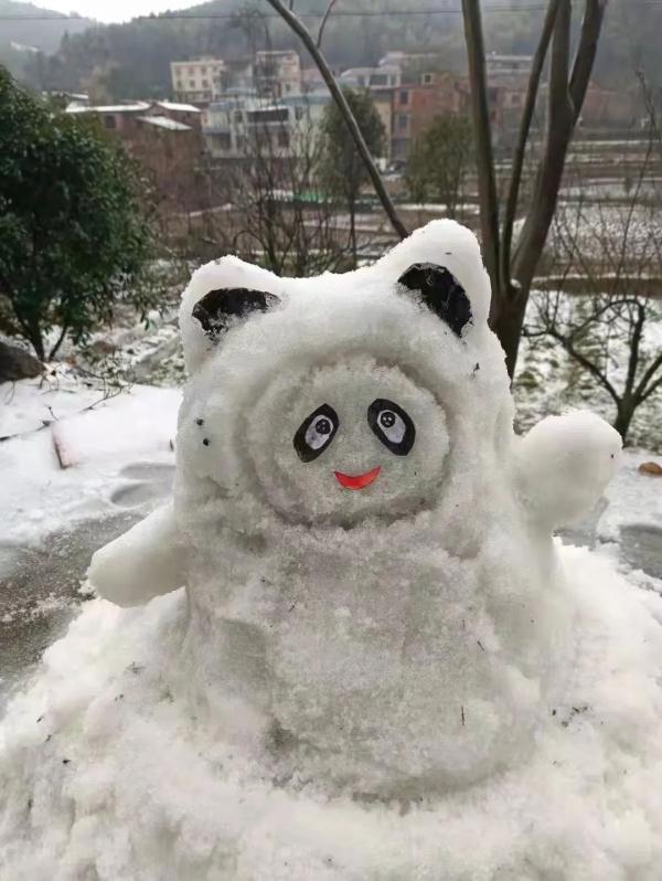最低零下 7℃！广西这些地方下雪了，你想不想堆个雪人？