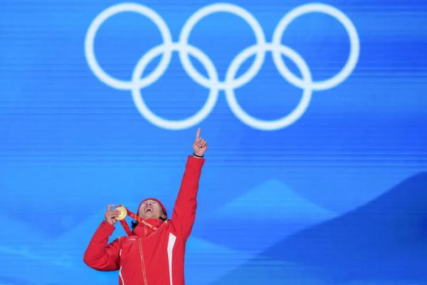 “破冰”冬奥｜看见不一样的谷爱凌、苏翊鸣和“冰墩墩”