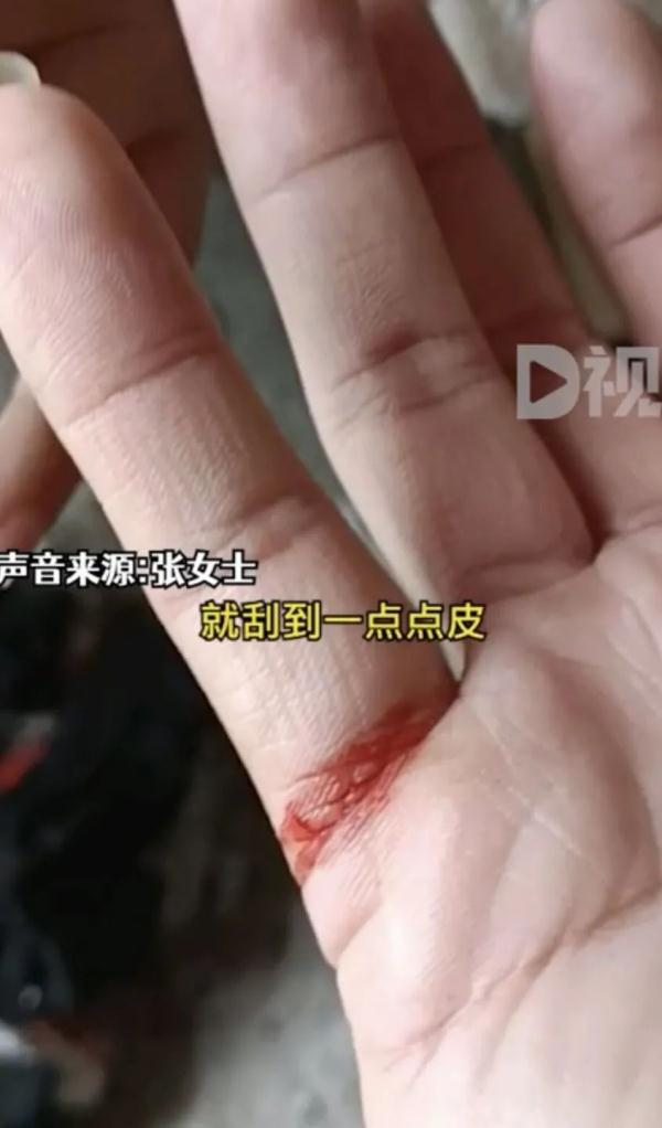 女子洗羽绒服，5秒后一声巨响，洗衣机爆炸了！