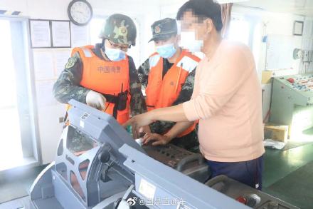 海南海警局重拳出击成功斩断一条海上走私链，抓获涉案人员31人