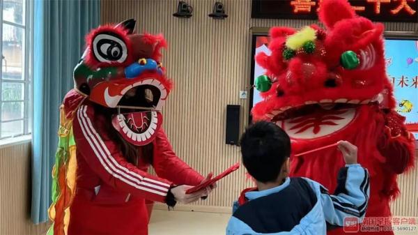 各地神兽返校，瞧这仪式感拉满的第一天