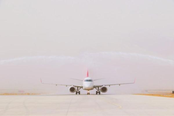 新疆乌鲁木齐-图木舒克-莎车县航线顺利首航 新疆乌鲁木齐-图木舒克-莎车县航线顺利首航