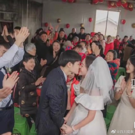 好浪漫！农村婚宴可以多用心