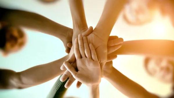 开学致家长:最好的教育,就是家长与老师肩并肩 开学致家长:最好的教育,就是家长与老师肩并肩