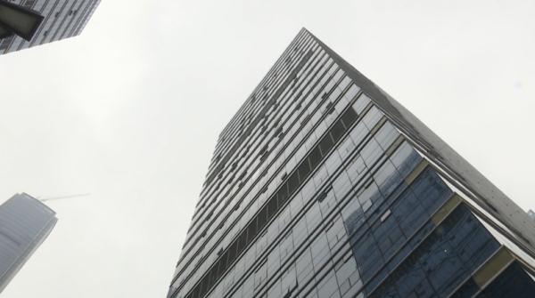 装修房子坐等收租金，结果贵阳400多人全傻眼了：公司已经申请破产！