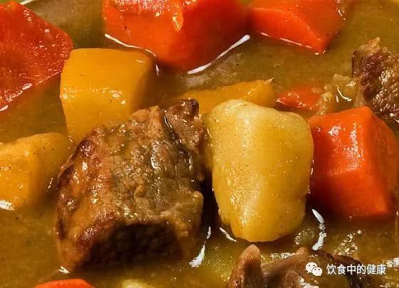 炖牛肉先焯水还是先切？原来一直弄错，怪不得牛肉缩水严重