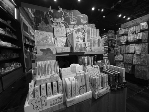 初中生一年花费3000元买盲盒? 初中生一年花费3000元买盲盒?