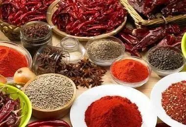 鱼肉是癌症的“发物”吗？消化科医生建议：这6物，能不吃就不吃