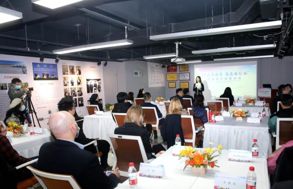 “搭上长安号 感受西引力”——国际友人走进西安国际港务区活动举行