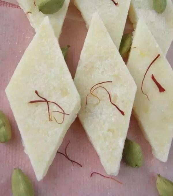 用微波炉烙饼！两分钟就做好，外酥里嫩，家人都说好吃