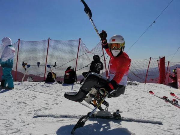 宫兆林高山滑雪带我走出阴霾在冰雪中重拾人生方向