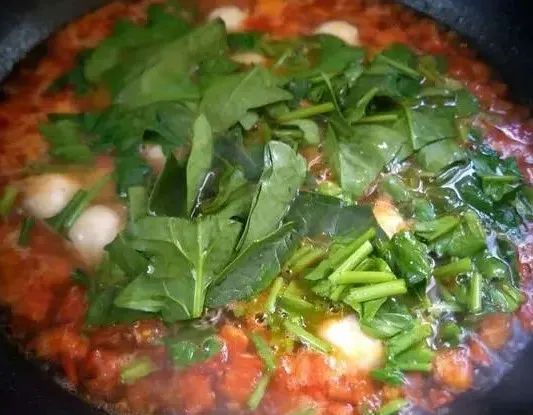 惊蛰将至，这5道汤多给家人喝，去春燥养脾胃，顺应时节营养足！