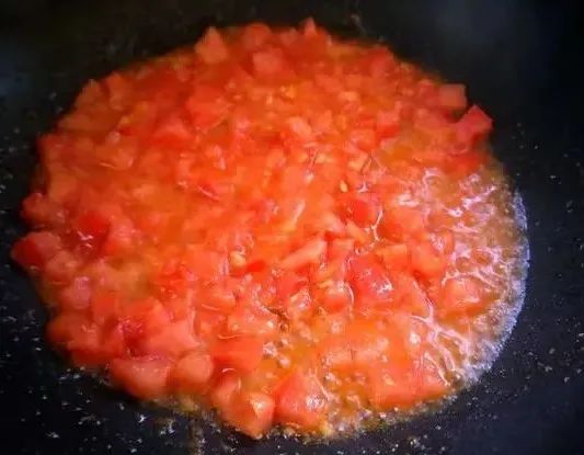 惊蛰将至，这5道汤多给家人喝，去春燥养脾胃，顺应时节营养足！