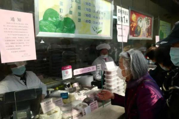 上海南京路三家老字号暂别！市民纷纷来打卡