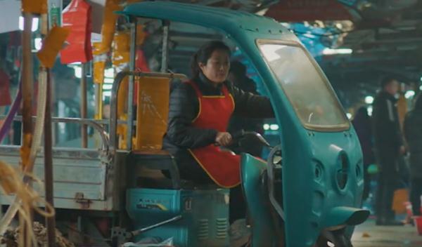 欠债30万!儿子患病丈夫失业,世界冠军再次破圈,她还有一个心愿…… 欠债30万!儿子患病丈夫失业,世界冠军再次破圈,她还有一个心愿……