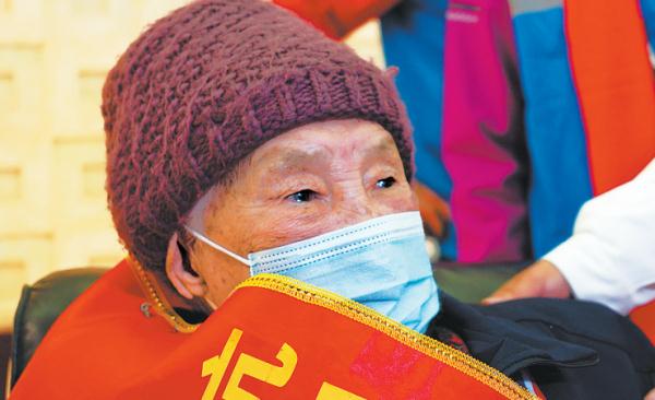 欢迎您回家，93岁抗战老兵田奶奶