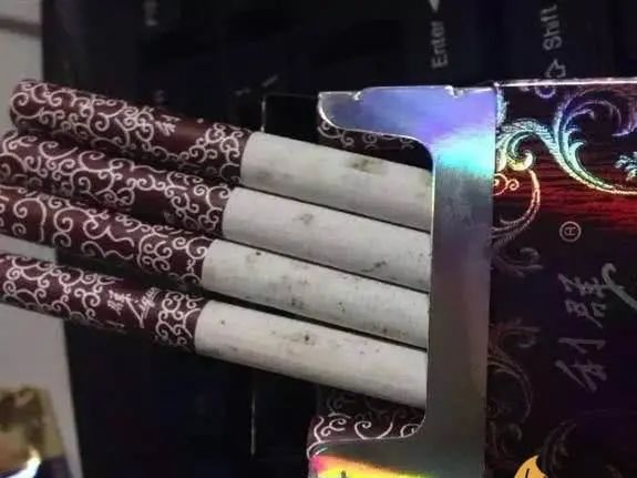 该进“黑名单”的4种香烟！烟厂老员工直言：烟瘾再大，也别抽