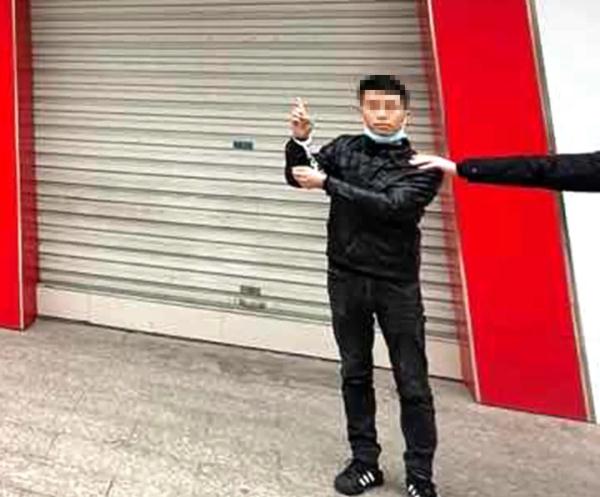 典当“家传金饰”？一男子栽了...