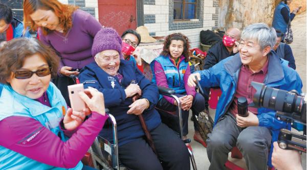 欢迎您回家，93岁抗战老兵田奶奶