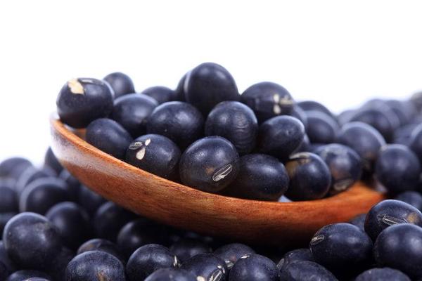 五种“延寿”食物，若你平时总吃，偷着乐吧，血管会越来越干净