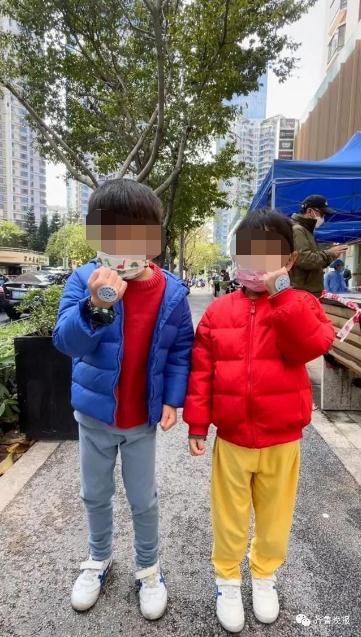 最近好多人在晒的这种手机壳火了!网友:是个有故事的壳子 最近好多人在晒的这种手机壳火了!网友:是个有故事的壳子