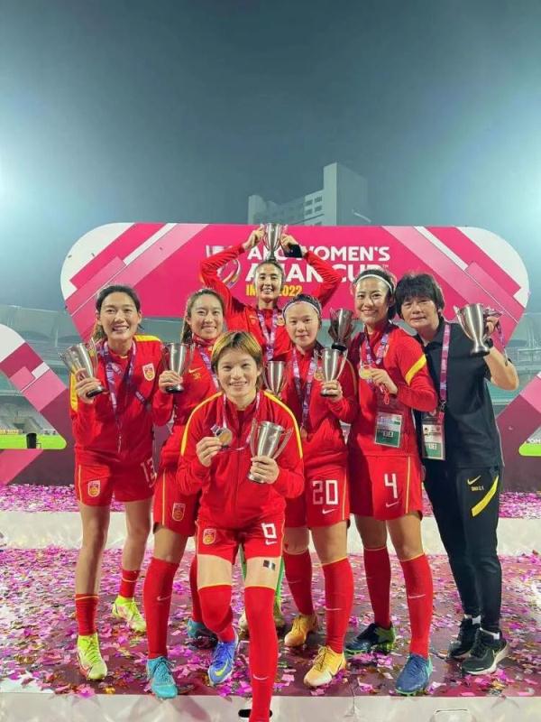 对话女足：我们没有“年龄恐惧症”，也不会给自己设限