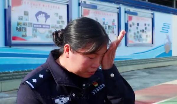 致敬！缉毒英雄的妹妹也是缉毒英雄