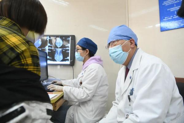 乳腺癌青睐不生小孩的事业型女性？第一“杀手”可防可治！