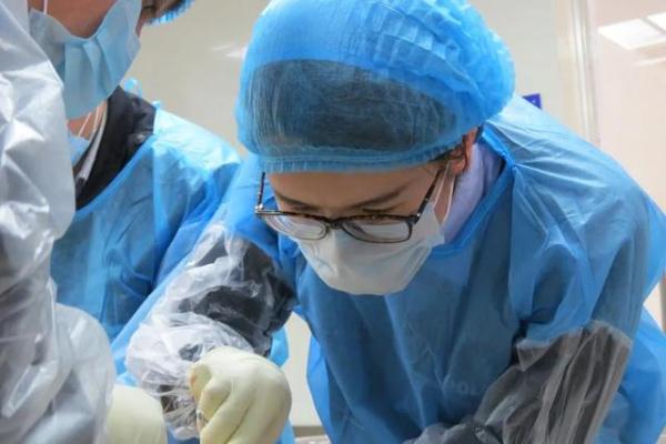 “她”力量 | 双面“生死语者”，85后女法医解密“无声证言”