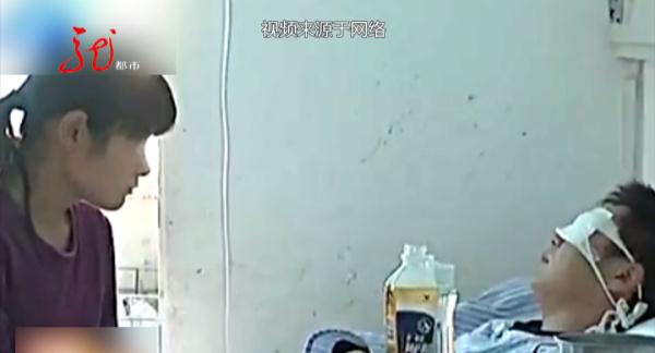 疼！哈尔滨小伙喝果汁，瓶盖直接崩到脸上！鼻子出血，左眼球挫伤......