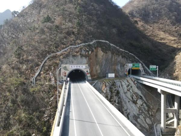 来了!贵州这条高速预计下月通车,全长98公里,途经这些县市 来了!贵州这条高速预计下月通车,全长98公里,途经这些县市