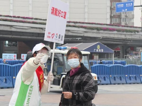母女意外成“战友”！这次，橙蓝白红绿全出动了……