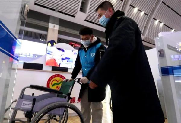 母女意外成“战友”！这次，橙蓝白红绿全出动了……