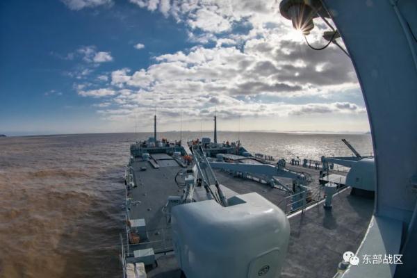 抢滩登陆,冲! 抢滩登陆,冲!