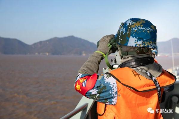 抢滩登陆,冲! 抢滩登陆,冲!