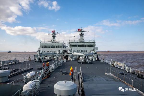 抢滩登陆,冲! 抢滩登陆,冲!