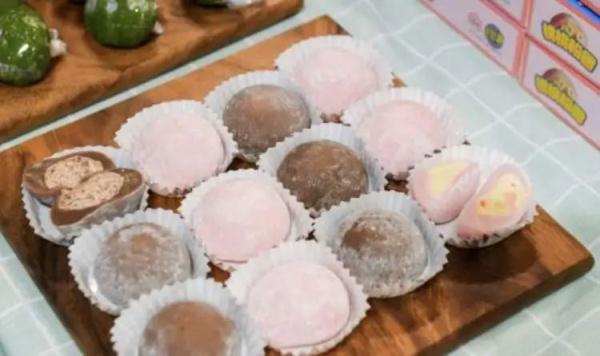 青团大战“脑洞”升级!长这样的青团你见过吗? 青团大战“脑洞”升级!长这样的青团你见过吗?