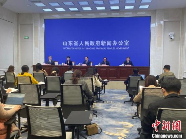山东本轮疫情涉6个传播链条 感染毒株均为奥密克戎变异株