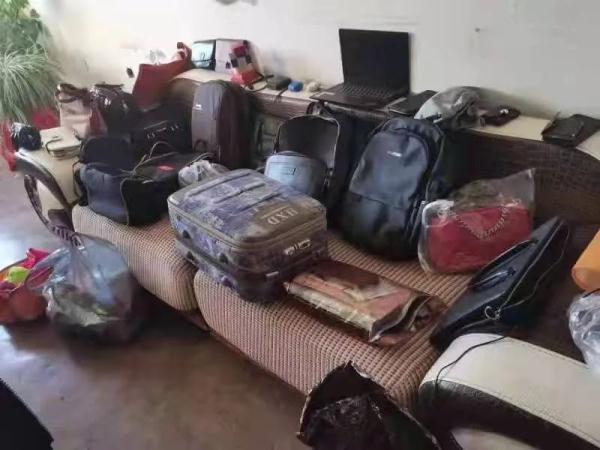 砸车作案30余起！民警便衣巡逻抓个正着