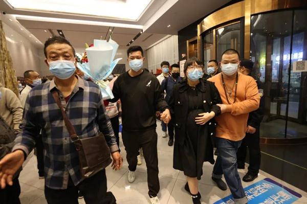 泪目！台州一男子异地被拐31年后，才知妈妈就在微信好友里，但遗憾的是…