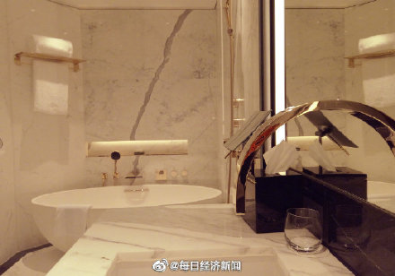 滤镜消失，网红民宿只能靠脑补
