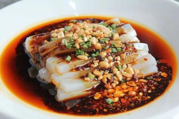 喝酒时为什么不能碰花生米？喝酒尽量少吃这4种“下酒菜”