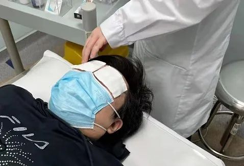 贵阳女子玩真人CS被教练打伤右眼,索要赔偿竟被告知:先删差评! 贵阳女子玩真人CS被教练打伤右眼,索要赔偿竟被告知:先删差评!